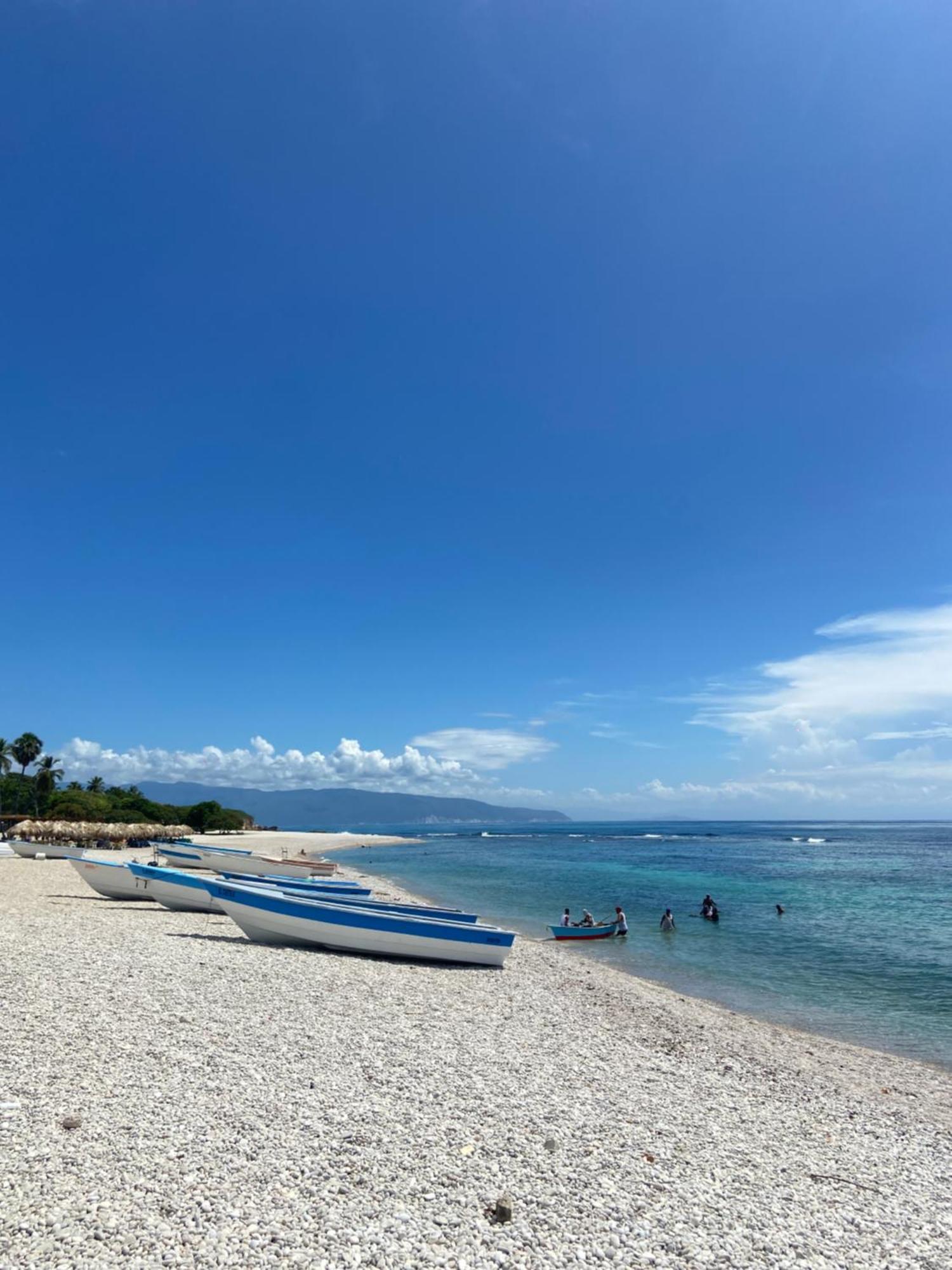 Hotel Al Mare Barahona Экстерьер фото