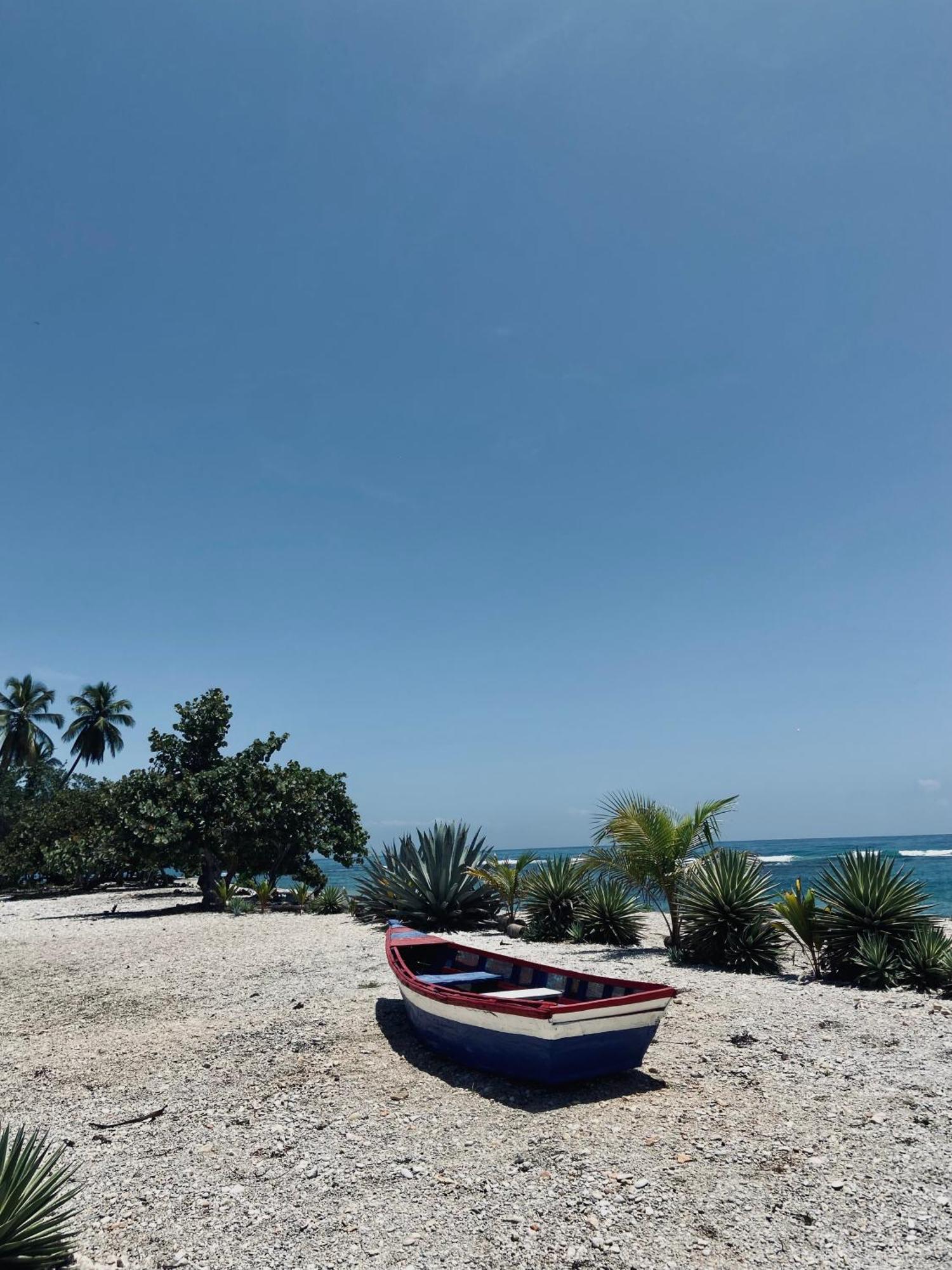 Hotel Al Mare Barahona Экстерьер фото