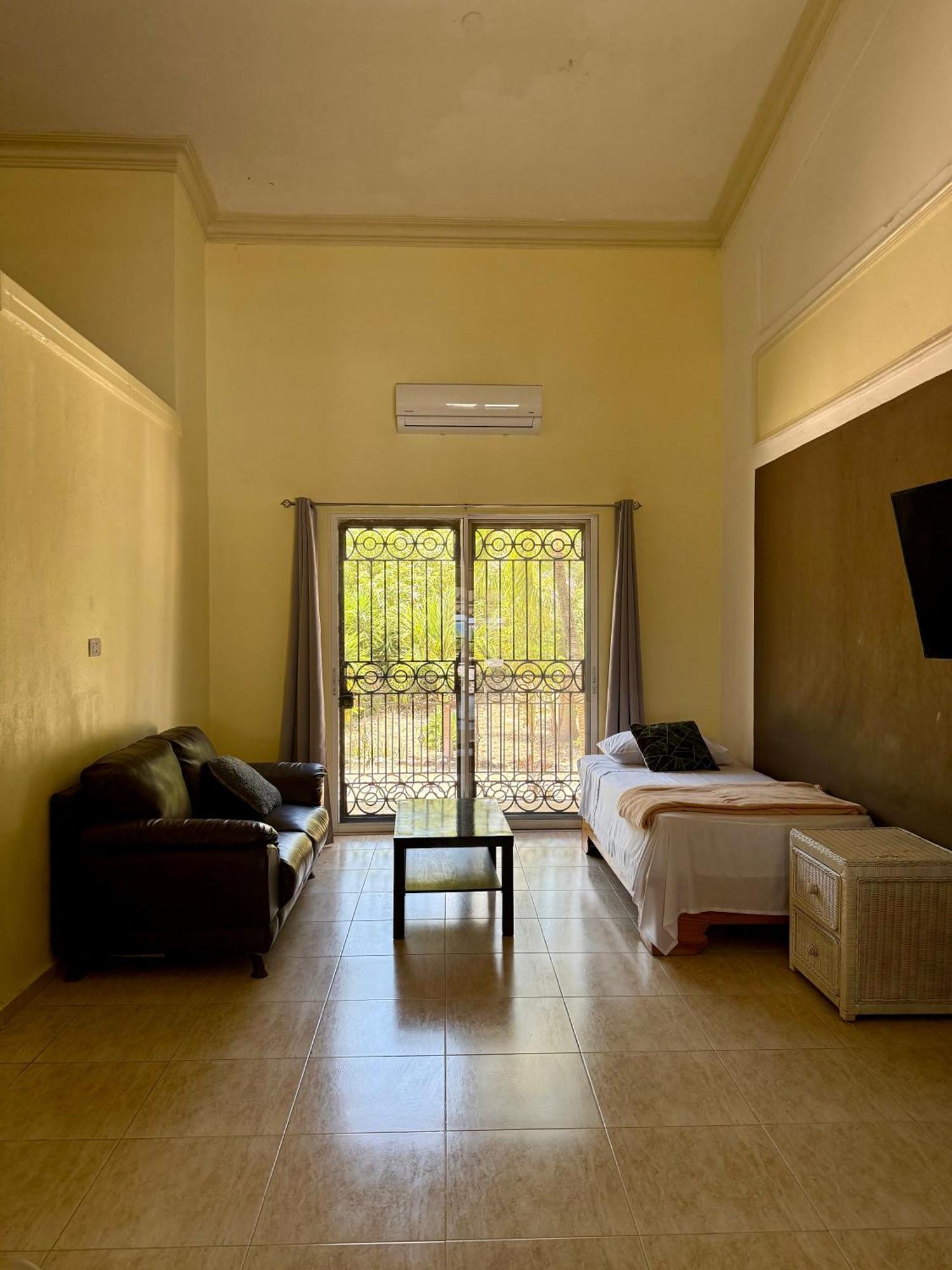 Hotel Al Mare Barahona Экстерьер фото