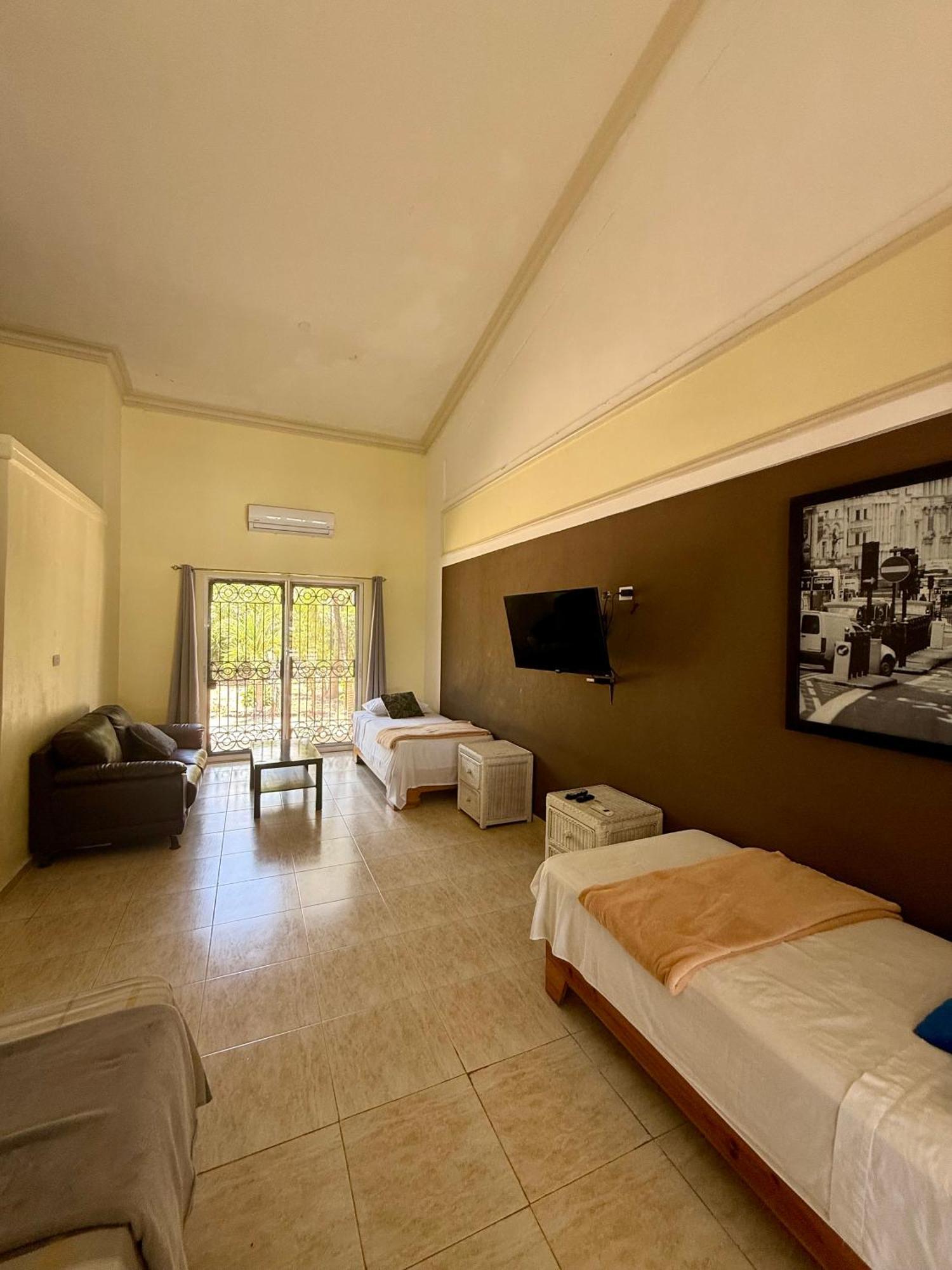 Hotel Al Mare Barahona Экстерьер фото