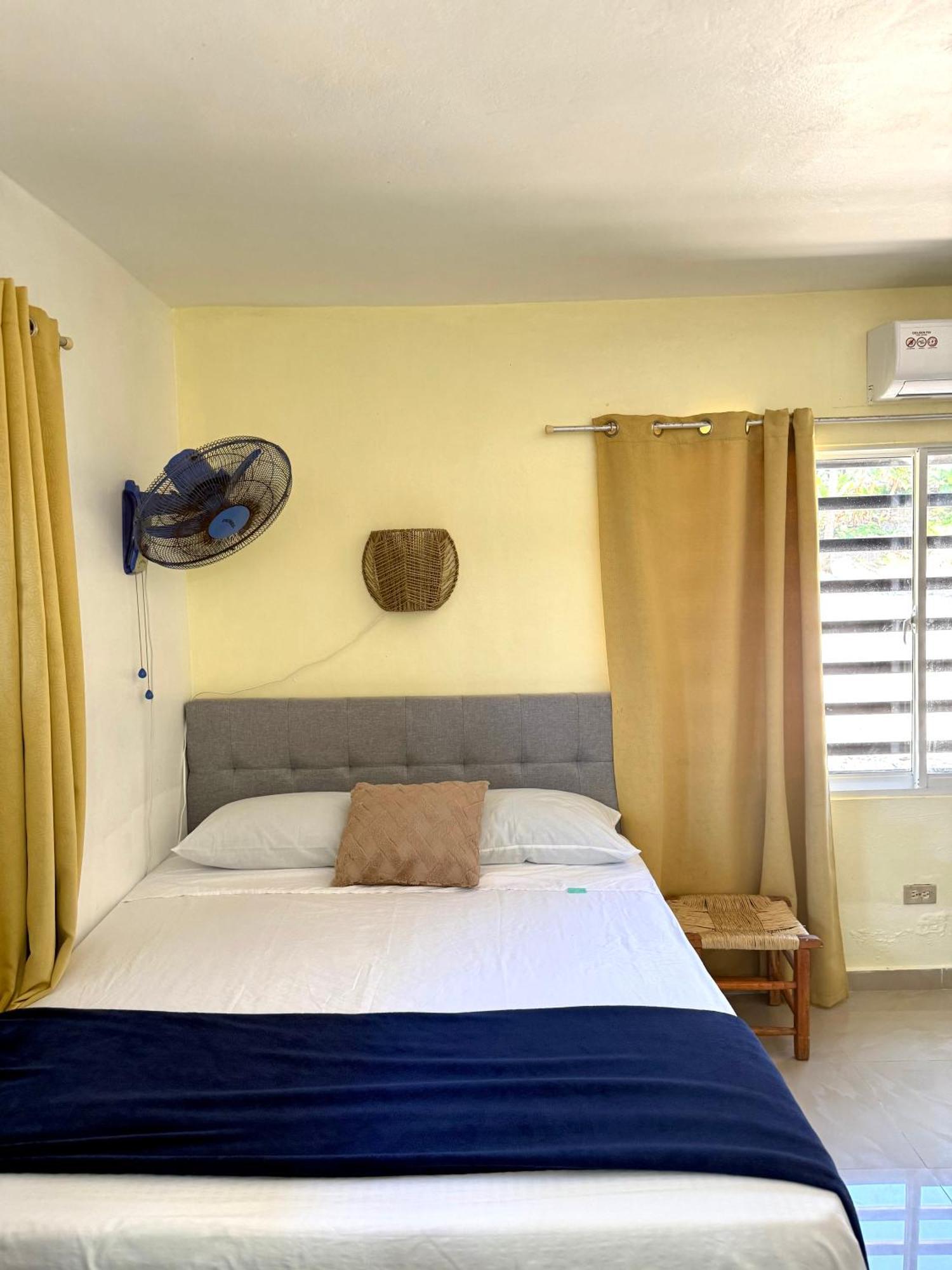 Hotel Al Mare Barahona Экстерьер фото